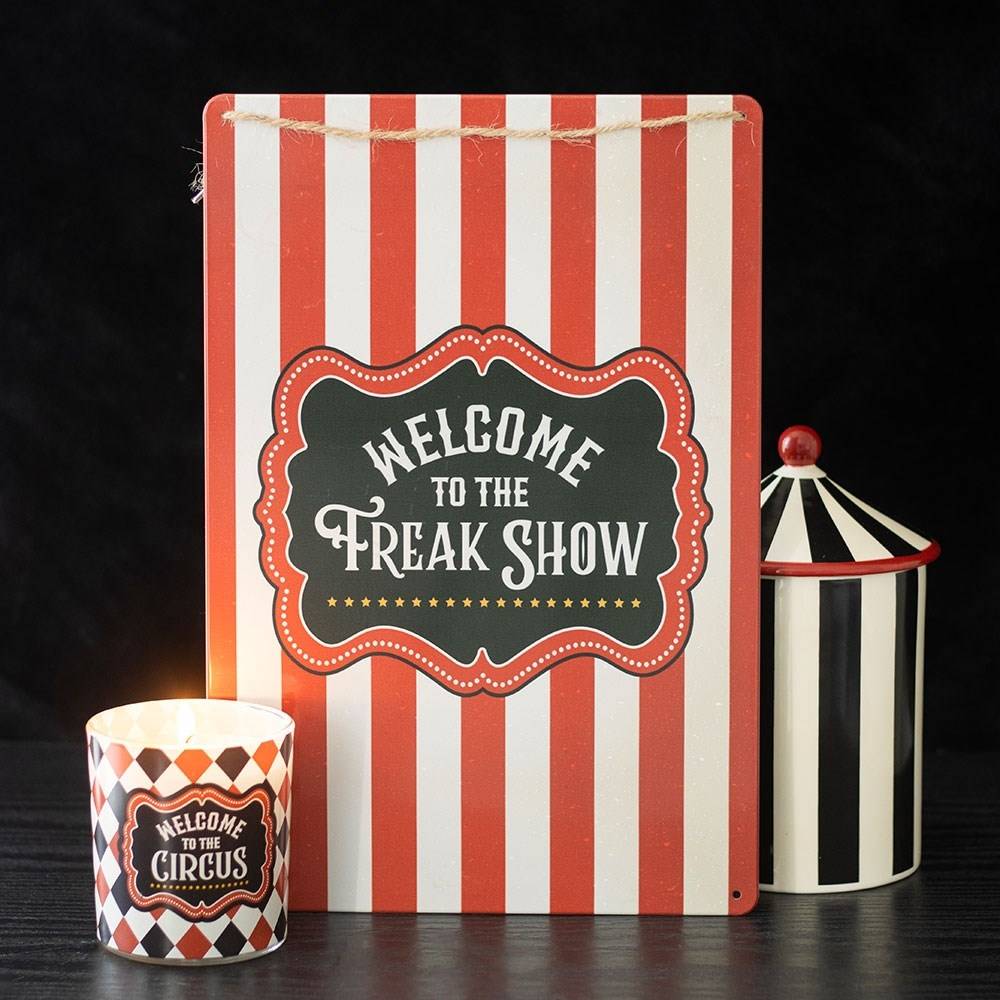 Something Different - Welcome to the Freak Show Metal Metallwand Zeichen - Schwarz/Weiß